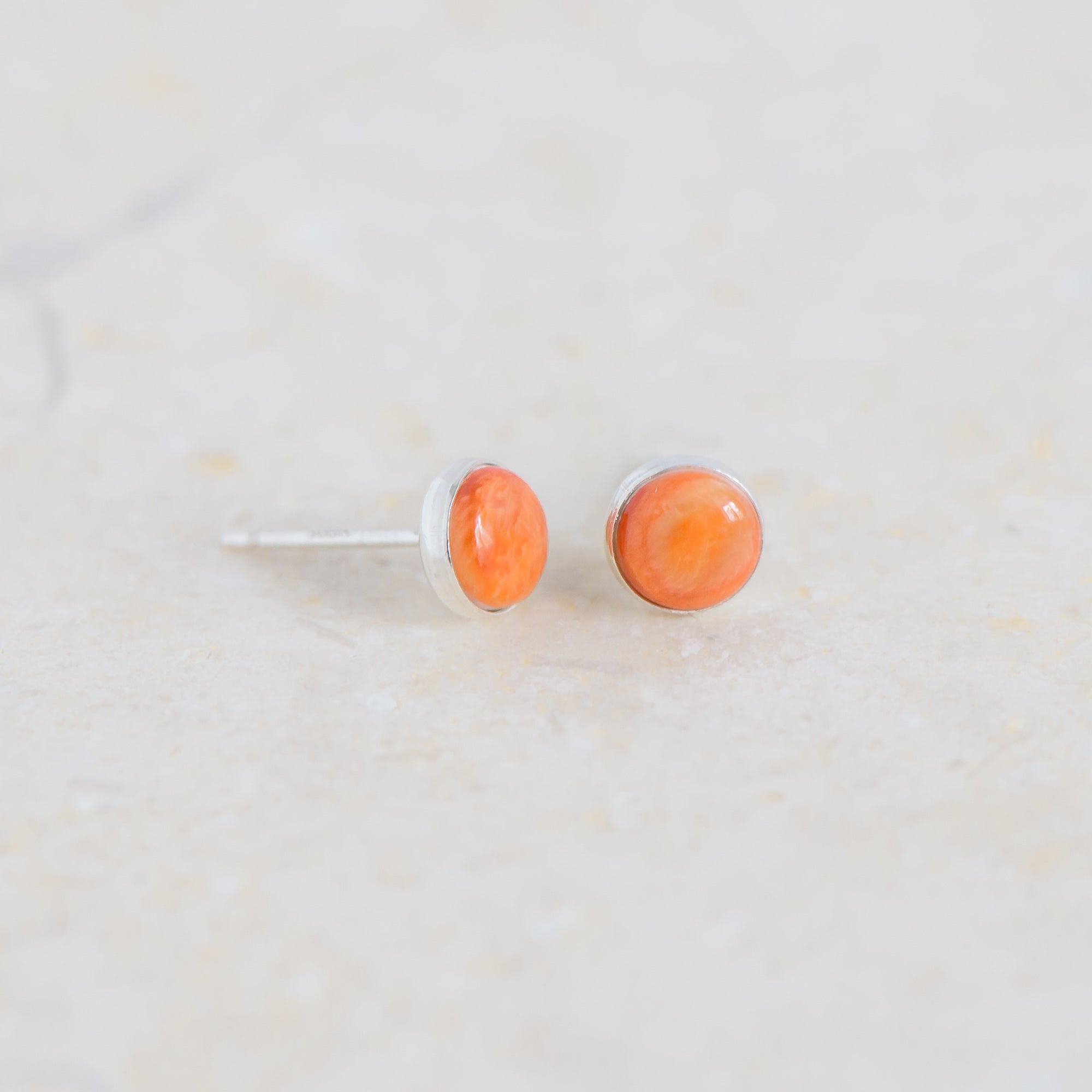 Spiny Oyster shell and sterling silver studs 5mm
