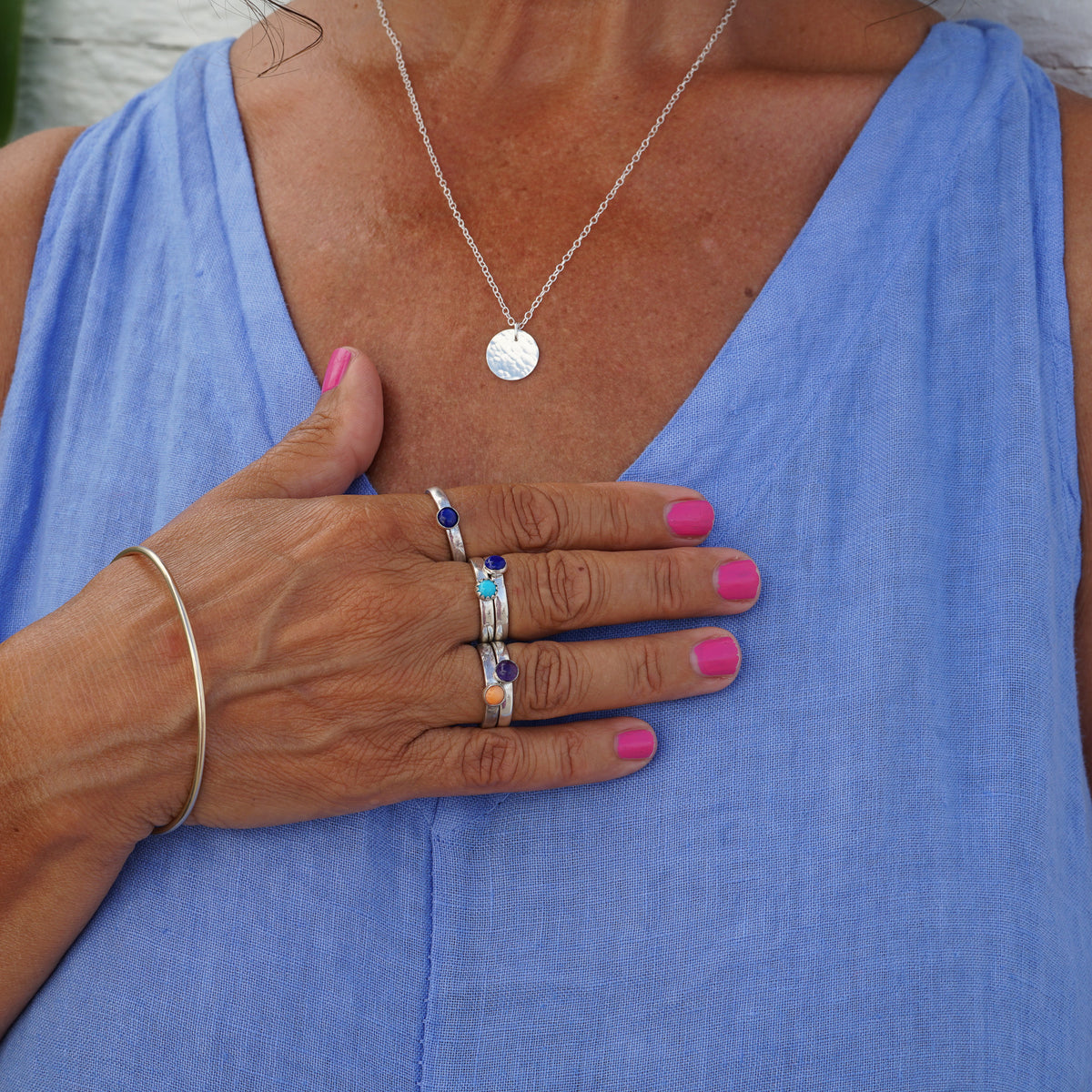 Single Hammered Silver Circle Pendant on 18&quot; dainty chain