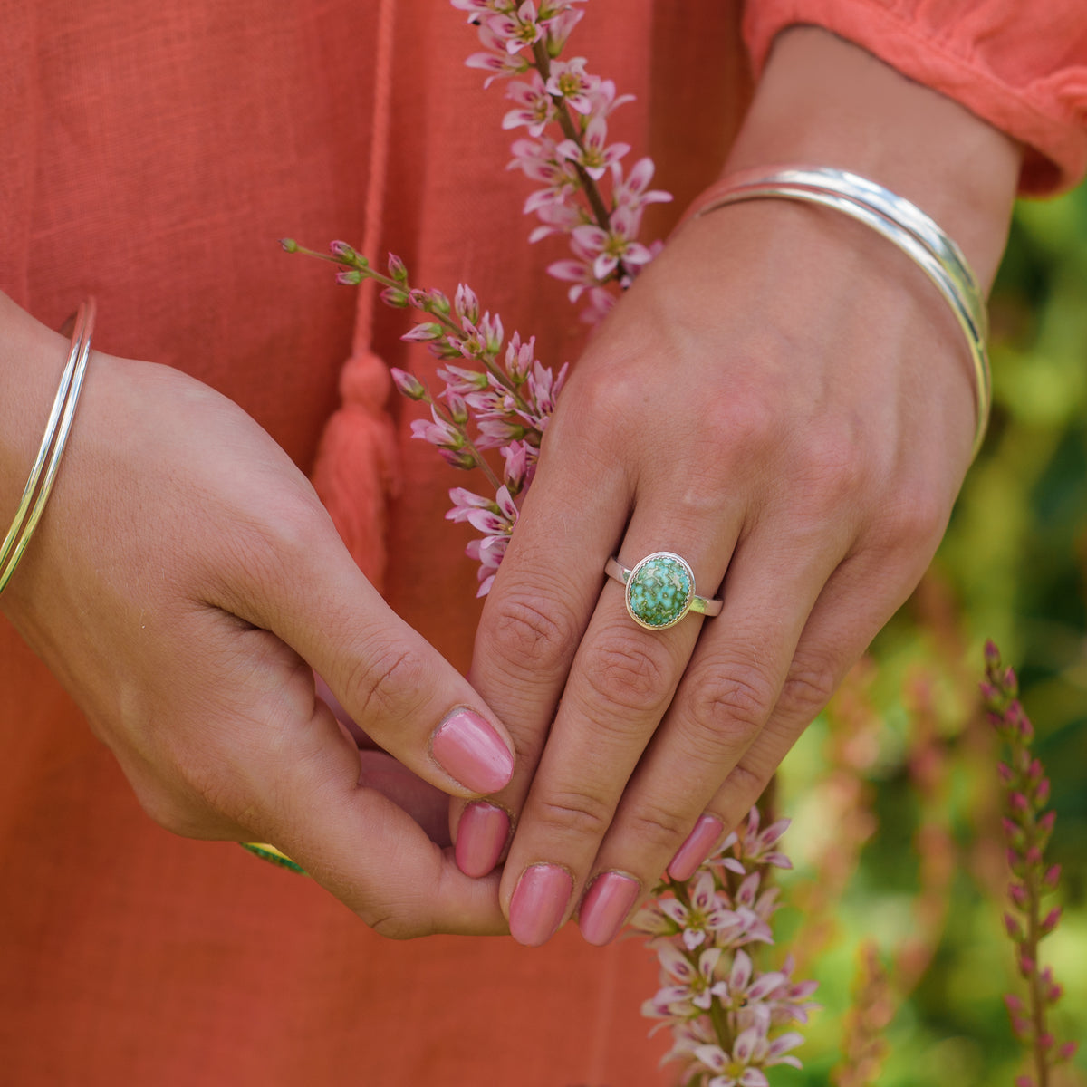 Sonoran Turquoise with Serrated Surround and Thin Silver Ring