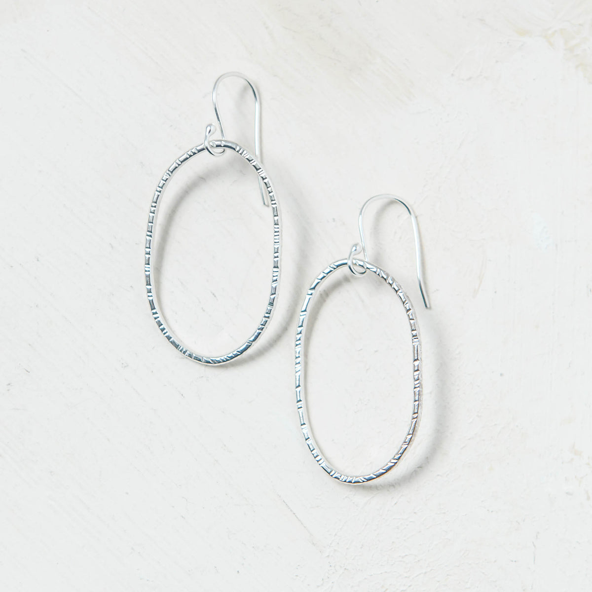 Sparkly Lightweight Textured Oval Hoop Earrings